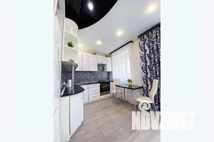 1-к квартира, посуточно, 40м2, 1/9 этаж