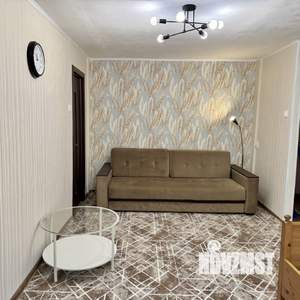 2-к квартира, посуточно, 42м2, 1/5 этаж