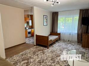 2-к квартира, посуточно, 42м2, 1/5 этаж