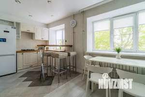 2-к квартира, посуточно, 50м2, 2/5 этаж