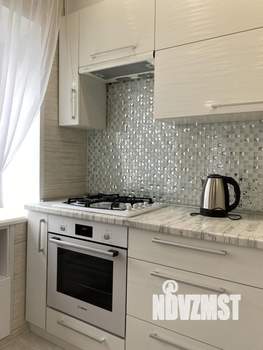 2-к квартира, посуточно, 48м2, 1/1 этаж