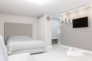 Студия квартира, посуточно, 42м2, 3/5 этаж