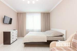 1-к квартира, посуточно, 42м2, 10/10 этаж