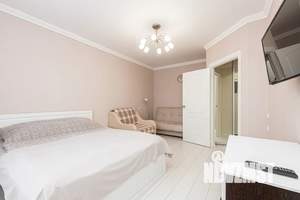 1-к квартира, посуточно, 37м2, 10/10 этаж