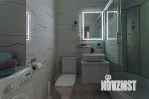 1-к квартира, посуточно, 38м2, 3/10 этаж