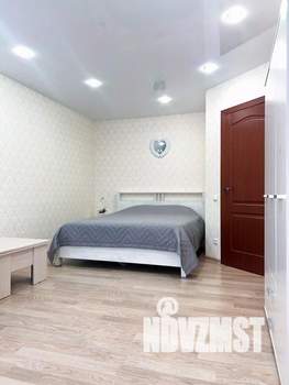 1-к квартира, посуточно, 42м2, 1/1 этаж