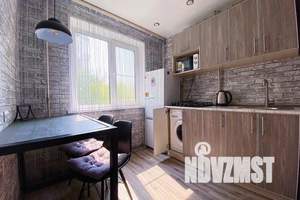 2-к квартира, посуточно, 47м2, 2/5 этаж