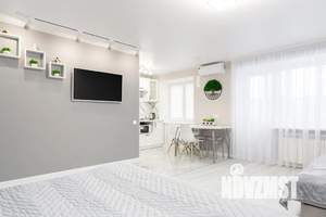 Студия квартира, посуточно, 40м2, 2/5 этаж