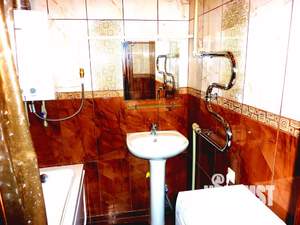 2-к квартира, посуточно, 65м2, 2/4 этаж