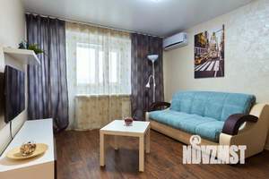 1-к квартира, посуточно, 38м2, 1/1 этаж