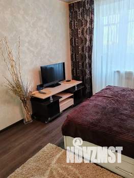 1-к квартира, посуточно, 36м2, 7/12 этаж