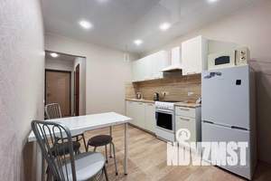 1-к квартира, посуточно, 42м2, 2/11 этаж