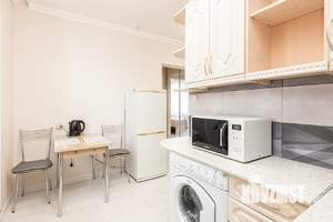 1-к квартира, посуточно, 42м2, 10/10 этаж