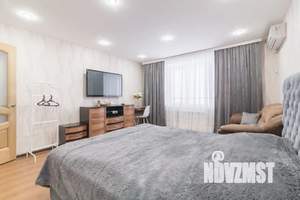 1-к квартира, посуточно, 40м2, 1/9 этаж