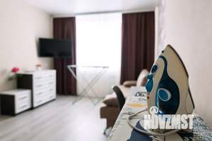 1-к квартира, посуточно, 40м2, 1/5 этаж