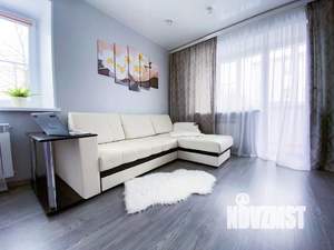 1-к квартира, посуточно, 42м2, 1/1 этаж