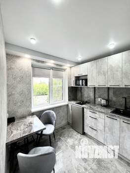 1-к квартира, посуточно, 37м2, 3/5 этаж