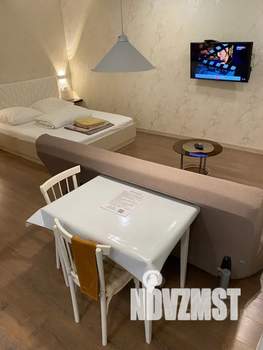 Студия квартира, посуточно, 32м2, 8/9 этаж