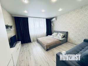 1-к квартира, посуточно, 38м2, 7/9 этаж