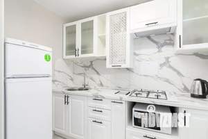 Студия квартира, посуточно, 40м2, 2/5 этаж