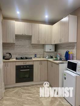 1-к квартира, посуточно, 40м2, 2/10 этаж