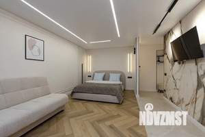 Студия квартира, посуточно, 40м2, 2/5 этаж