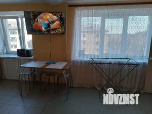 2-к квартира, посуточно, 42м2, 5/5 этаж