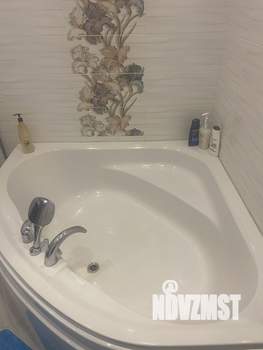 Студия квартира, посуточно, 40м2, 2/5 этаж