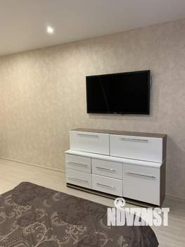 1-к квартира, посуточно, 42м2, 2/10 этаж