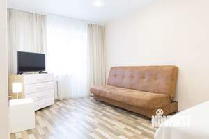 1-к квартира, посуточно, 37м2, 2/5 этаж