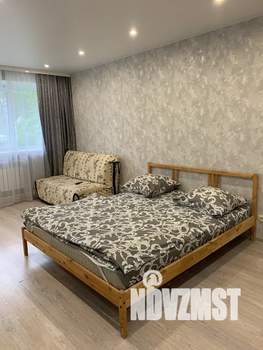 1-к квартира, посуточно, 32м2, 1/5 этаж