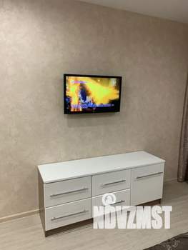 1-к квартира, посуточно, 40м2, 2/10 этаж