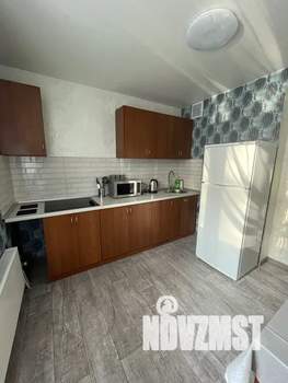 1-к квартира, посуточно, 37м2, 2/10 этаж