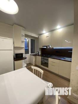 Студия квартира, посуточно, 32м2, 8/9 этаж