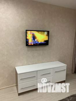 1-к квартира, посуточно, 40м2, 2/10 этаж