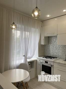 2-к квартира, посуточно, 48м2, 5/5 этаж