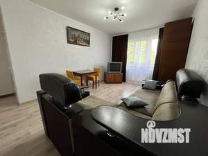 1-к квартира, посуточно, 48м2, 4/5 этаж