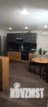 Студия квартира, посуточно, 31м2, 1/12 этаж