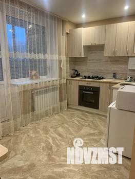 1-к квартира, посуточно, 40м2, 2/10 этаж