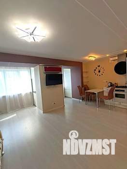 1-к квартира, посуточно, 30м2, 4/9 этаж