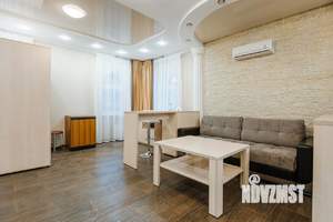 2-к квартира, посуточно, 70м2, 1/1 этаж