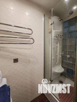 Студия квартира, посуточно, 42м2, 6/9 этаж