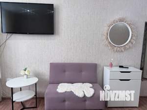 Студия квартира, посуточно, 20м2, 2/10 этаж