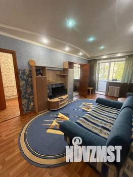 3-к квартира, посуточно, 55м2, 4/5 этаж