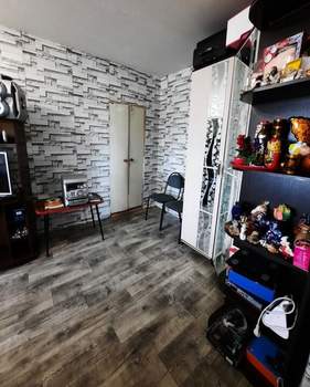 3-к квартира, вторичка, 42м2, 5/5 этаж