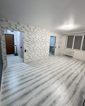 3-к квартира, вторичка, 58м2, 1/5 этаж