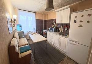 2-к квартира, вторичка, 49м2, 1/10 этаж