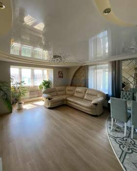 3-к квартира, вторичка, 100м2, 4/9 этаж