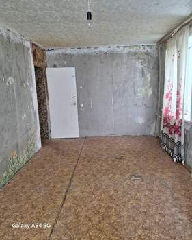 2-к квартира, вторичка, 42м2, 1/5 этаж