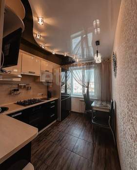 3-к квартира, вторичка, 63м2, 7/10 этаж